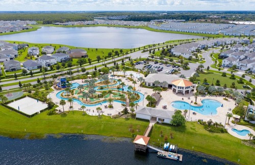 Kissimmee Apartment | Resort Condo 10 Min to Disney