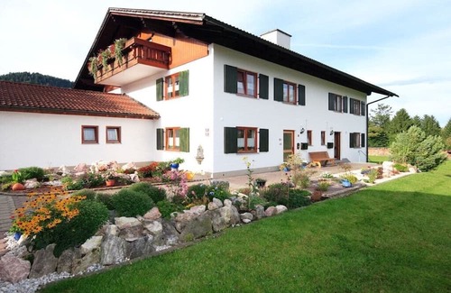 Horn House | Holiday home with 2 bedrooms