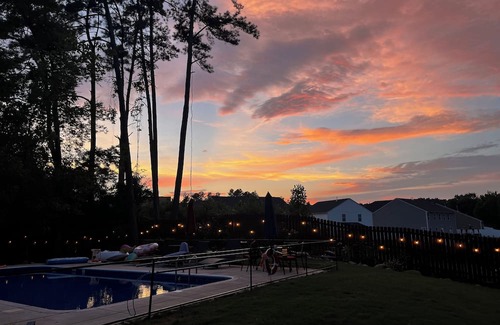 Garner Apartment | The Oasis! Close to downtown Raleigh & Coastal Credit Union at Walnut Creek