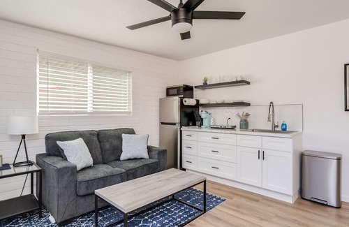 Palo Verde House | 1Bed Private Guesthouse by UofA and Med Centers