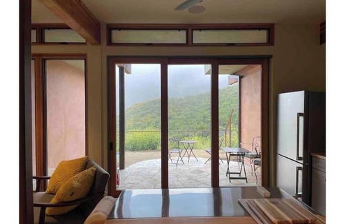 Malibu Apartment | Malibu Mid Century Canyon View Minutes to Beach