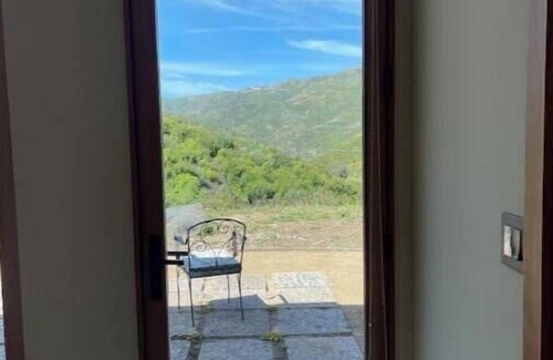 Malibu Apartment | Malibu Mid Century Ocean Breeze Minutes to Beach