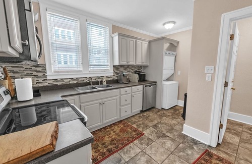 Northeast South Bend House | Charming 3-bedroom house a few blocks from the University of Notre Dame.