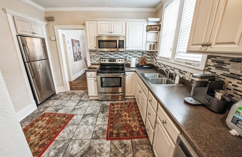Northeast South Bend House | Charming 3-bedroom house a few blocks from the University of Notre Dame.