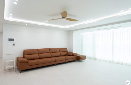 Bucheon Apartment | 조용한 도시에 있는 쾌적한 아파트