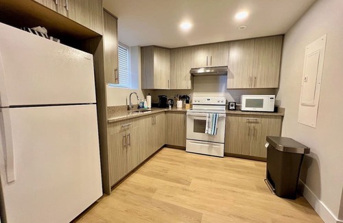 Prince George House | Inclusively Home - Mears Court Suite
