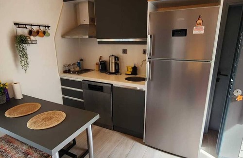 Sapanca House | 2+1 Wooden Villa for 5 People with Lake View - Heated Pool - Jacuzzi - Fireplace