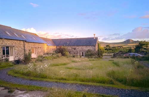 Goodwick House | Harmony Cottage - Two Bedroom House, Sleeps 4