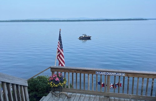North Hero Cottage | Charming 3-bedroom cottage in beautiful North Hero, Vermont with WiFi