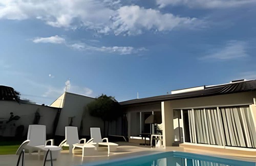 Foz do Iguacu Apartment | Casa com piscina 5 suites 1 quarto e AC