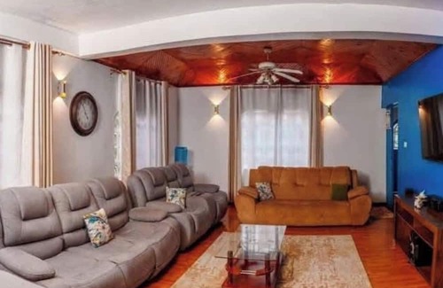 Naivasha House | “Your dream home in Naivasha awaits! This 5-bedroom beauty offers luxury, space