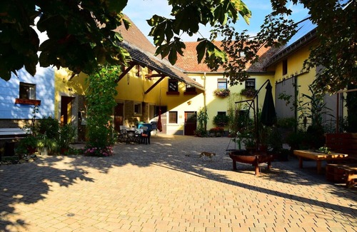 Ebertsbronn Apartment | Newly designed apartment (40sqm) ideal for families of up to 4 people