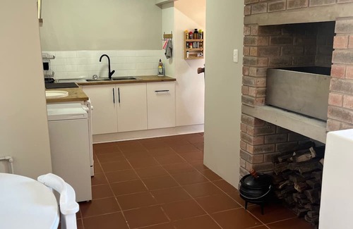Jeffreys Bay House | Spacious 7-bedroom house in Marvelous Jeffreys Bay with WiFi