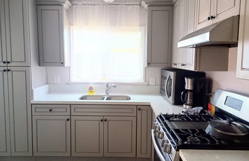 Riverside House | Home in Riverside