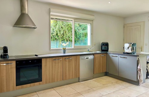 La Madrague House | Villa with swimming pool 50m from the beach