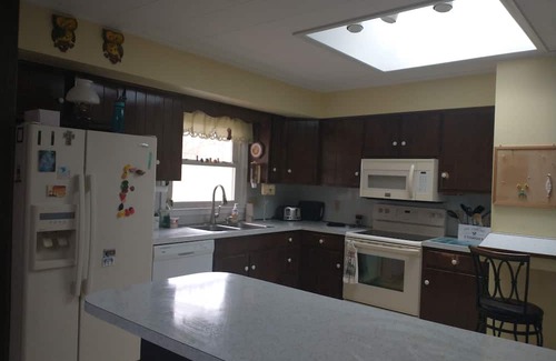 Fleming Other | 3-bedroom farmhouse in Bellefonte, 4 miles from Beaver Stadium