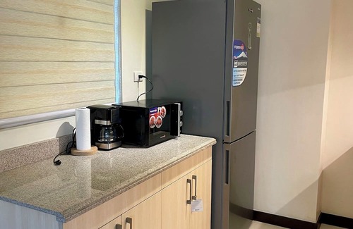 Pasig Condo | 5 Star Luxury Condo - LARGE 2 BR - Central Manila - Pasay