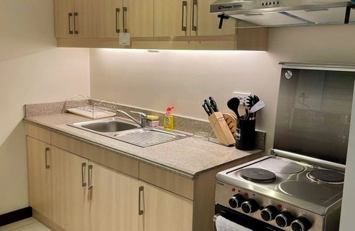 Pasig Condo | 5 Star Luxury Condo - LARGE 2 BR - Central Manila - Pasay