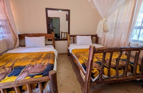 Namanga Cabin | Hillsgate Homes