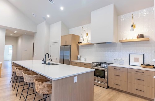 Pendleton Apartment | Westgate Apartment Homes - Luxury Suite
