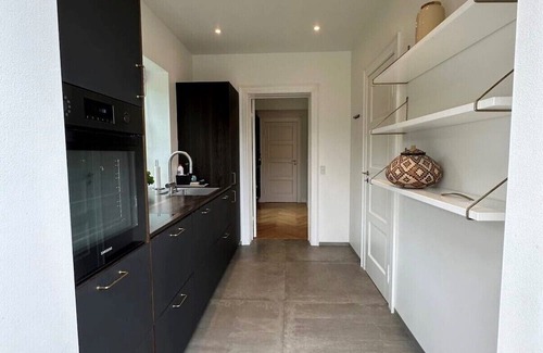 Hvidovre Municipality Condo | New & cozy modern suite