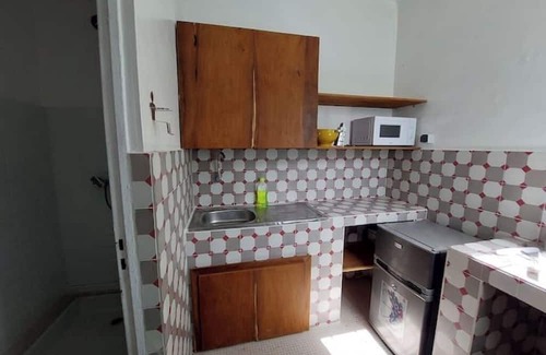 Grand Dakar Apartment | Studio Cosy & Quiet 1 bed living room & patio Fann Hock