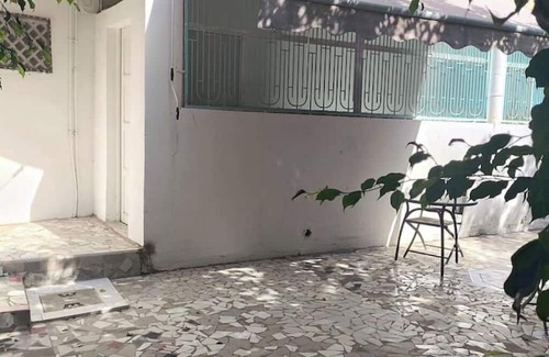 Grand Dakar Apartment | Studio Cosy & Quiet 1 bed living room & patio Fann Hock