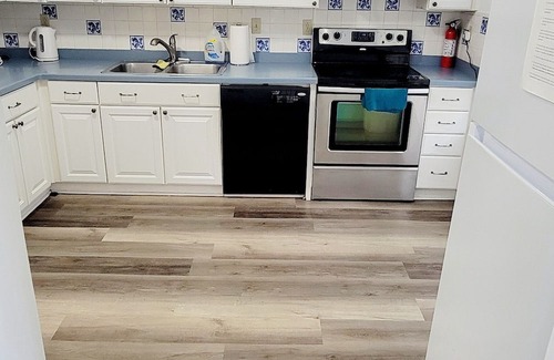 Northwest House | 3-bedroom townhome in downtown Virginia Beach