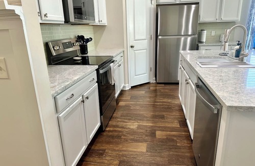 Moncks Corner House | Amazing 3-bedroom house in convenient Moncks Corner with private in-ground pool!