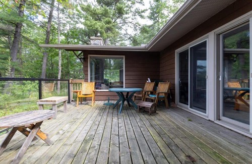 Nipissing Cottage | Beautiful cottage will take your breath away! A parents dream cottage.