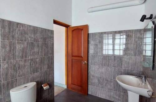 Kandy Bed & Breakfast | Mystique Hideout : King Room with Balcony