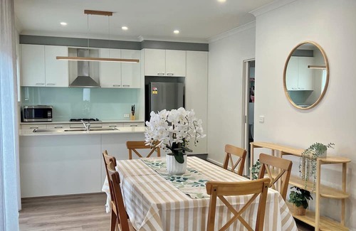 Maidstone House | Modern Cosy Home in Maidstone
