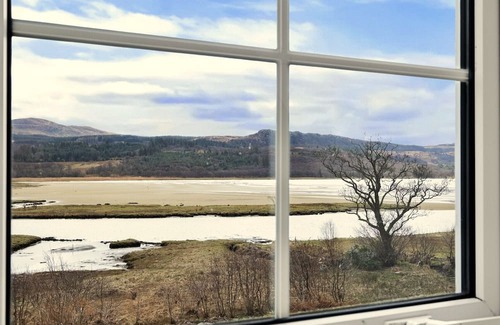Lochgilphead Cottage | Finest Retreats | Lochead Cottage