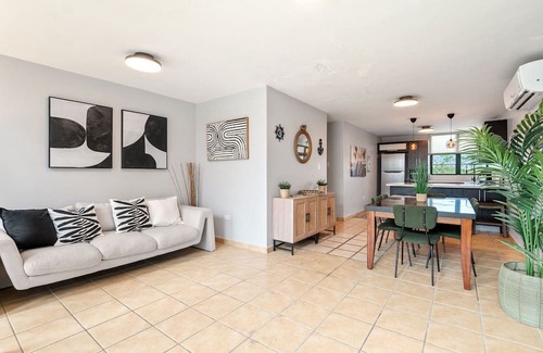 Mediania Alta Apartment | Aquatika Beach Resort Penthouse 4803