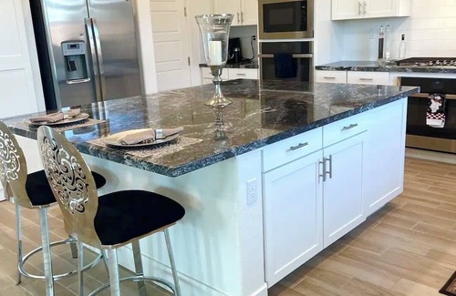 Woodland House | Private Cheery Suite br4–private bathroom