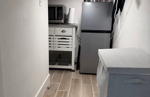 Woodland House | Private Cheery Suite br4–private bathroom