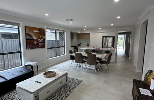 Harrington Park House | 4 Bedrooms Oran Park Home