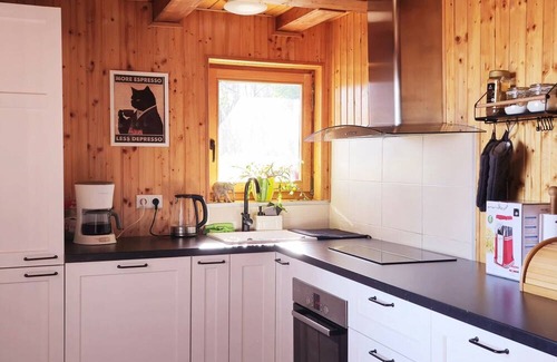 Breznik Plesivicki House | Three Bedroom Holiday Home Wild Rose