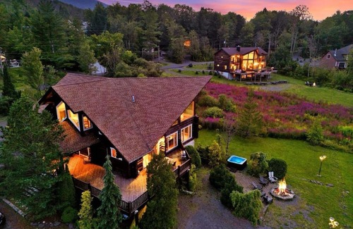 Hunter Cabin | Spacious 5-bedroom cabin with AC, WiFi in welcoming Lanesville