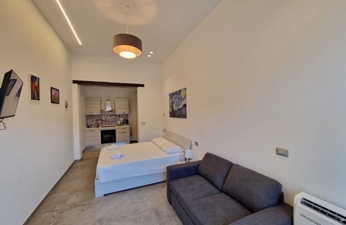 Province of Bologna Apartment | Full-service apartment in Casalecchio di Reno