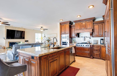 Jamul House | Jamul Resort, Mountain/casino view 4 BR, Pool/Spa