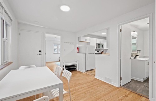 Pittsburgh Apartment | Stylish & Modern 2Bd Apt in Millvale/Lawrenceville