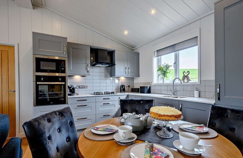 Sandyhills House | Rowan Lodge At Bengairn