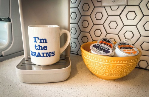 Near Eastside Cottage | DOPAMINE DREAMS