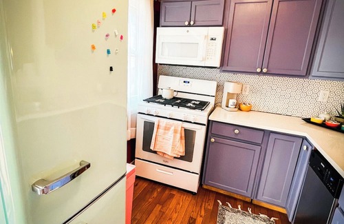 Near Eastside Cottage | DOPAMINE DREAMS