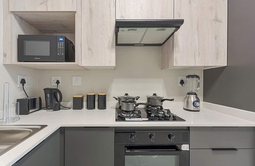 Greater Johannesburg Metropolitan Area Apartment | Midrand luxe haven-2bedroom Apartment