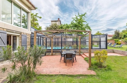 Montmagny Villa | Exceptional villa with indoor pool