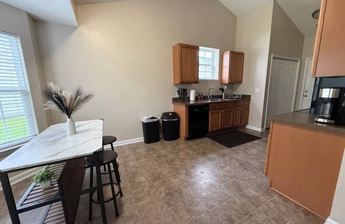 North Charleston House | Discover the Simmons Spot: Stylishly Renovated in the Heart of North Charleston!