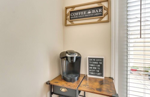 Bluffton House | 1 Mi to Dtwn Bluffton: Historic District Retreat