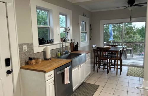 North Chattanooga House | Cozy&Stylish Hip NCHAT Home~WLK 2 FrazierAve&More!